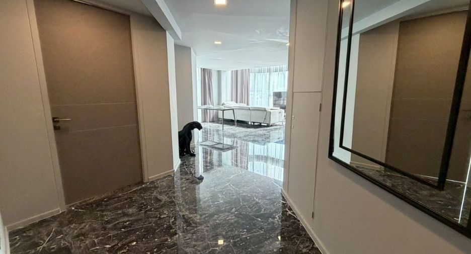 ให้เช่า 3 ห้องนอน คอนโด ใน วัฒนา, กรุงเทพฯ