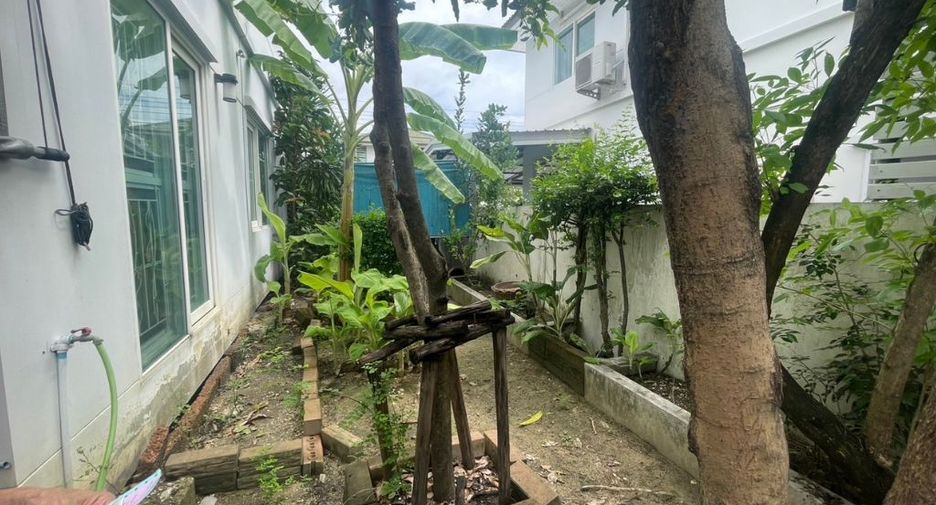 For sale 3 bedrooms house in Bang Khun Thian, Bangkok