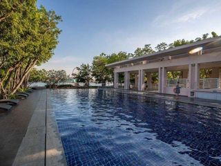 Condo en alquiler de 3 habitaciones en Khlong San, Bangkok