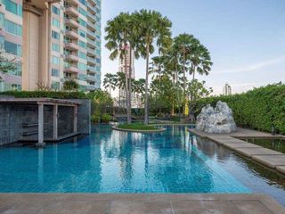 Condo en alquiler de 3 habitaciones en Khlong San, Bangkok