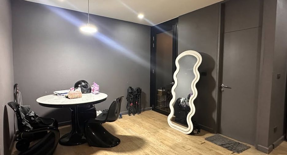 For sale 1 bed condo in Wang Thonglang, Bangkok
