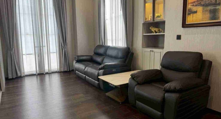 Haus zur Miete und zum Kauf mit 7 Zimmer in Bang Lamung, Chonburi