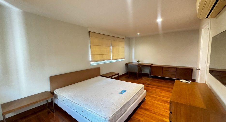 ให้เช่า 3 ห้องนอน บ้านเดี่ยว ใน วัฒนา, กรุงเทพฯ