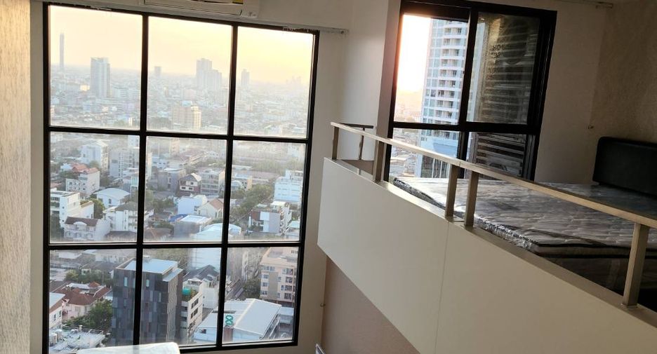 À louer 1 chambre condo à Sathon, Bangkok