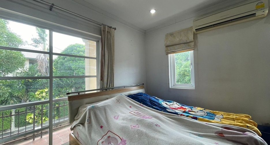 For sale 5 bedrooms house in Pak Kret, Nonthaburi