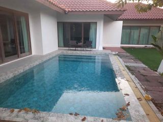 For rent and for sale 3 bedrooms villa in Bang Lamung, Chonburi
