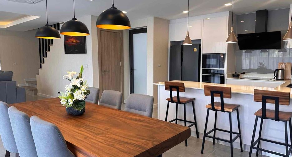 Villa zur Miete mit 4 Zimmer in Bang Lamung, Chonburi