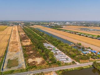 出售 土地 在 Ban Pho, Chachoengsao
