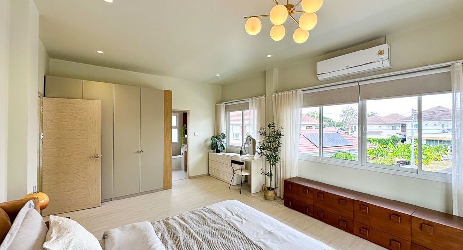 For rent and for sale 4 bedrooms house in San Sai, Chiang Mai