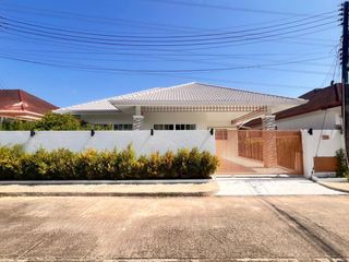 For rent 3 bedrooms house in Thalang, Phuket