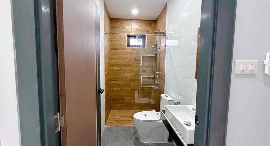 For rent 3 bedrooms villa in Bang Lamung, Chonburi