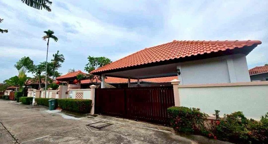 For rent 3 bedrooms villa in Bang Lamung, Chonburi