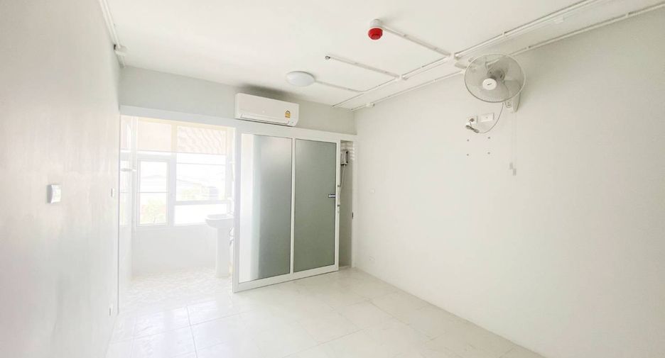 Terreno en venta en Pak Kret, Nonthaburi