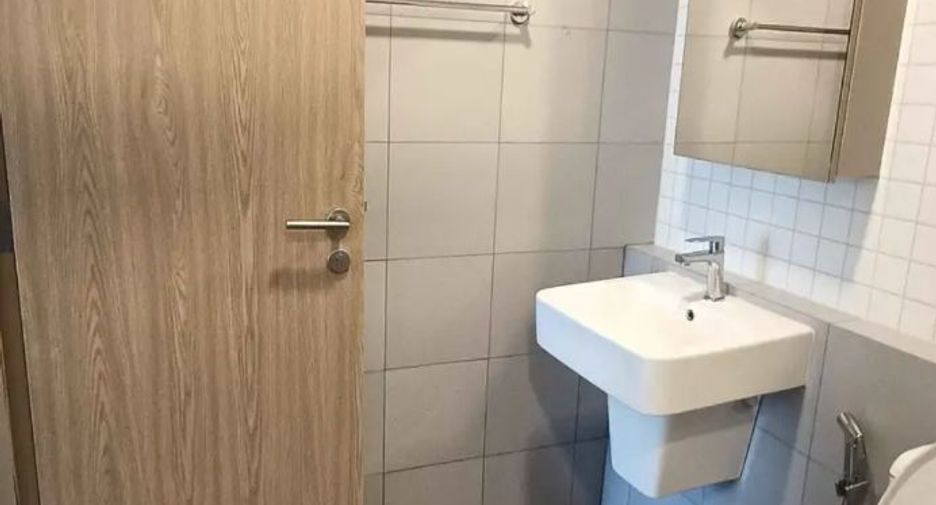For rent 2 bedrooms condo in Mueang Chiang Mai, Chiang Mai