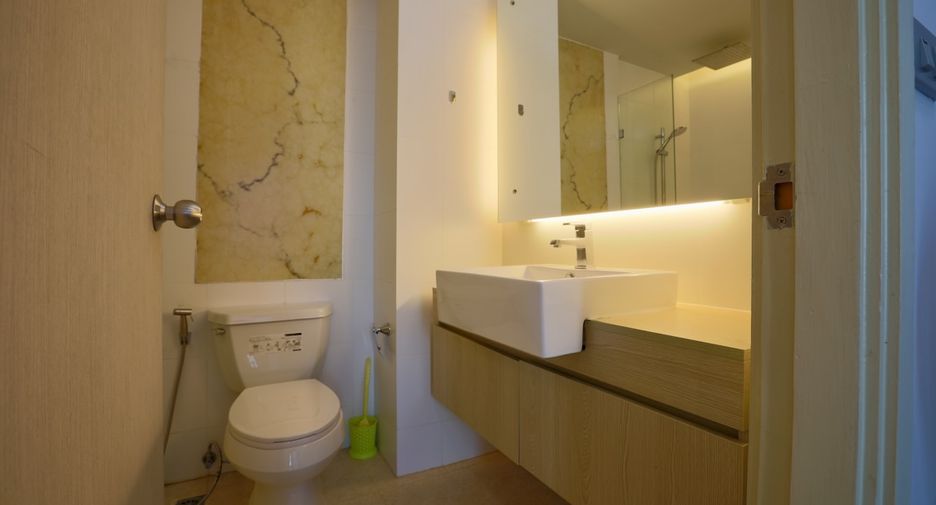 For sale 2 bedrooms condo in Jomtien, Pattaya
