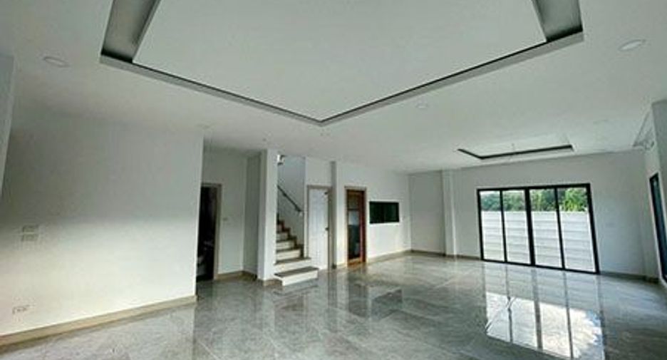 Casa en venta de 3 habitaciones en Mueang Nakhon Nayok, Nakhon Nayok