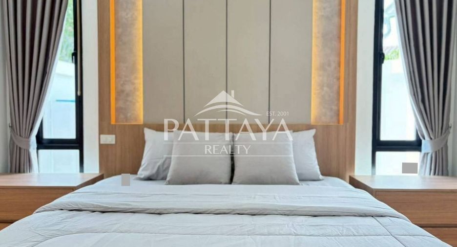 For sale 4 ベッドルーム villa in Bang Lamung, Chonburi