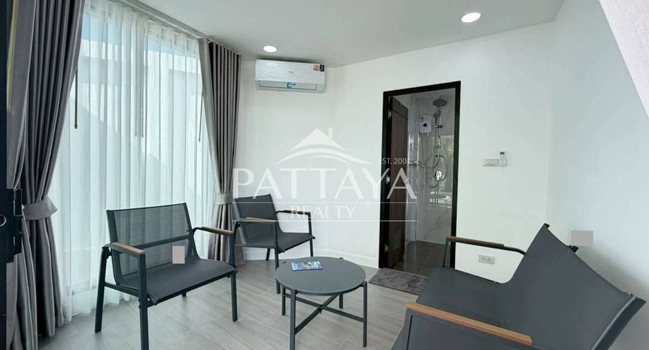 For sale 4 ベッドルーム villa in Bang Lamung, Chonburi