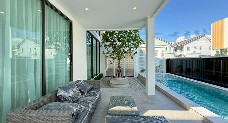 For rent 4 bedrooms villa in Hang Dong, Chiang Mai