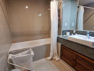 Condo en alquiler de 3 habitaciones en Na Jomtien, Pattaya