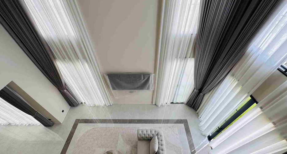 Haus zum Kauf mit 4 Zimmer in Bang Lamung, Chonburi