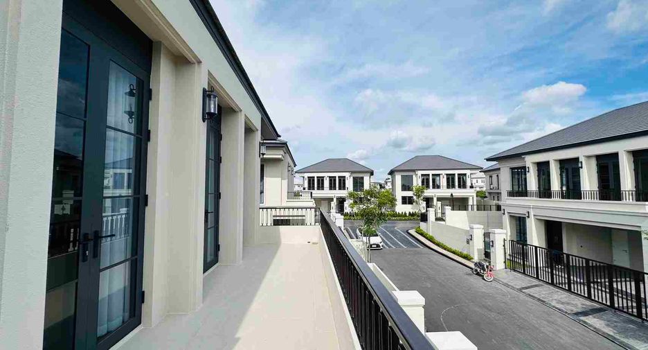 Haus zum Kauf mit 4 Zimmer in Bang Lamung, Chonburi