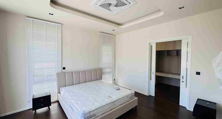 Haus zum Kauf mit 4 Zimmer in Bang Lamung, Chonburi