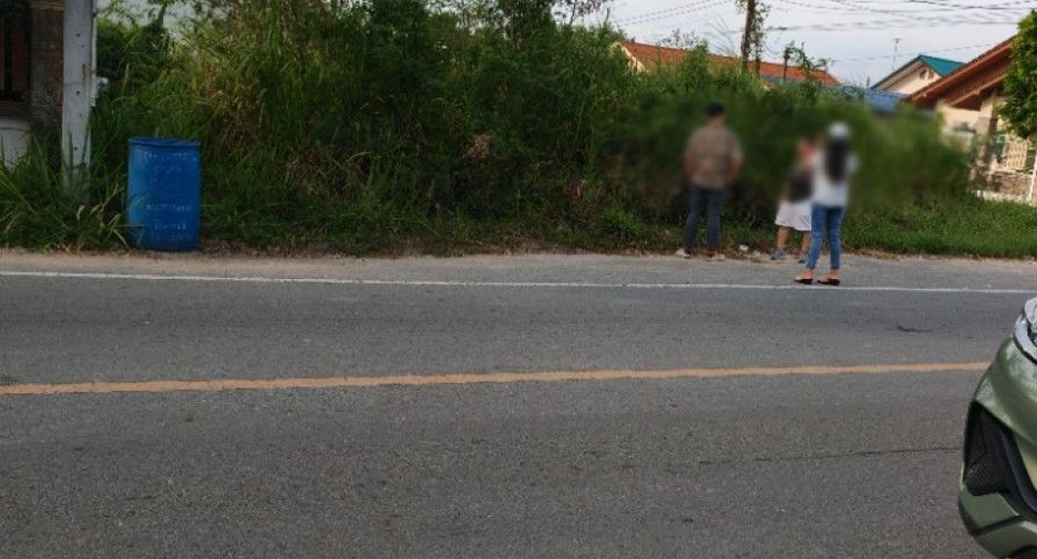 For sale land in Ban Bueng, Chonburi
