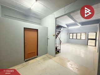 Casa adosada en venta de estudio en Mueang Nakhon Pathom, Nakhon Pathom