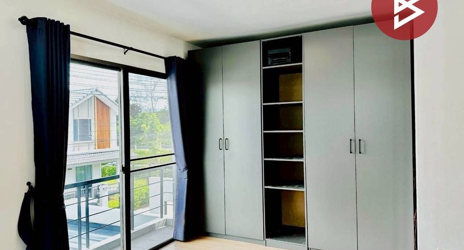 For sale スタジオ house in Mueang Chon Buri, Chonburi