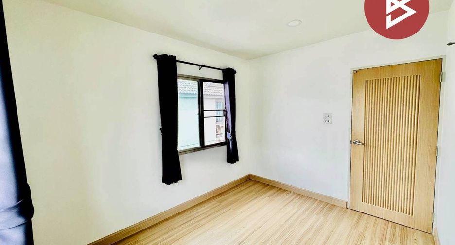 For sale スタジオ house in Mueang Chon Buri, Chonburi