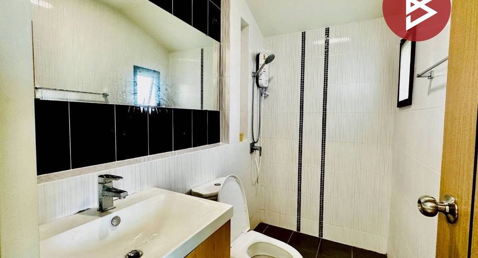 For sale スタジオ house in Mueang Chon Buri, Chonburi