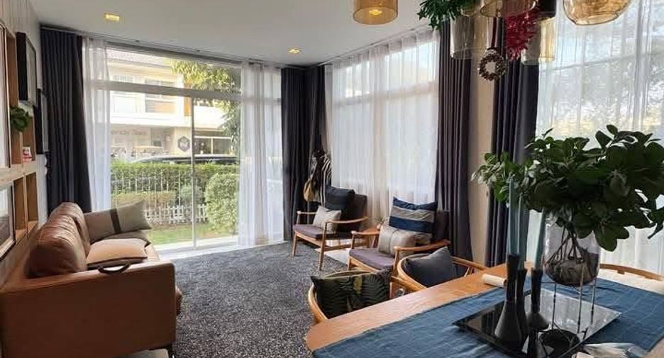 出租 3 卧室 独立屋 在 Bang Phli, Samut Prakan
