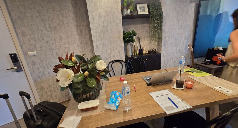 For rent 2 bedrooms condo in Phasi Charoen, Bangkok