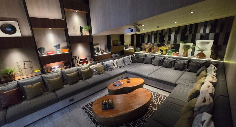 For rent 2 bedrooms condo in Phasi Charoen, Bangkok
