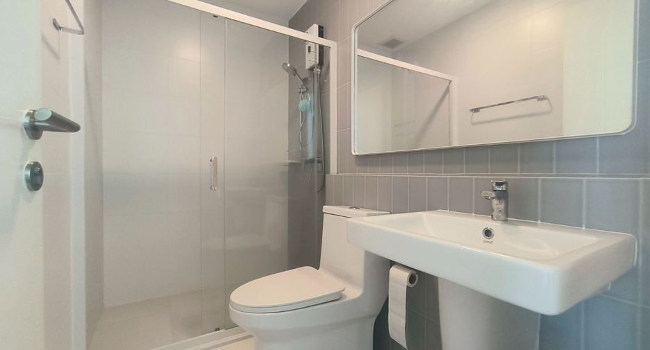 For rent 2 bedrooms townhouse in Prawet, Bangkok