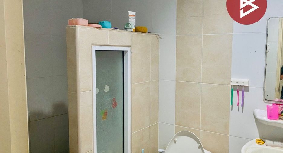 Gewerbefläche zum Kauf mit 2 Zimmer in Mueang Nakhon Ratchasima, Nakhon Ratchasima