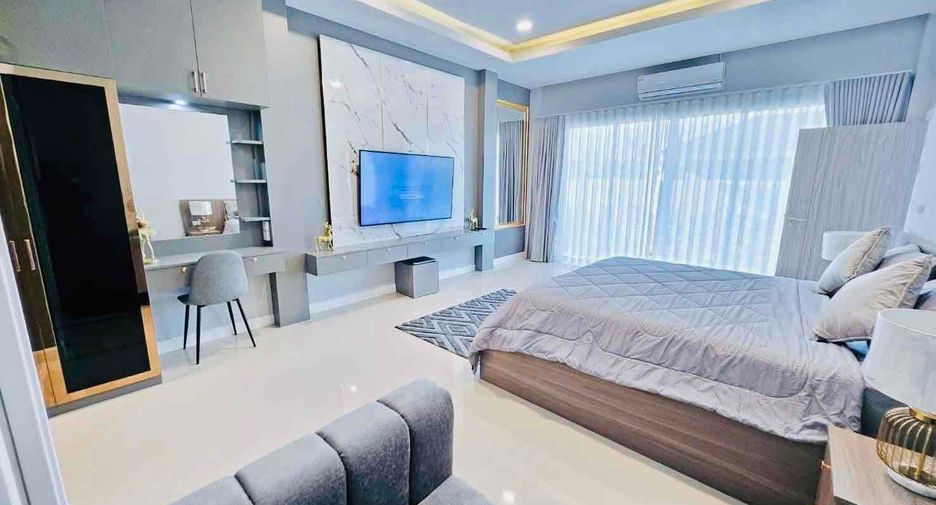 For rent 3 bedrooms villa in Bang Lamung, Chonburi