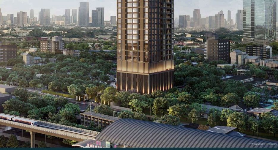 For sale 3 bedrooms condo in Phaya Thai, Bangkok