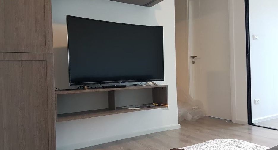 For sale 2 bedrooms condo in Mueang Samut Prakan, Samut Prakan
