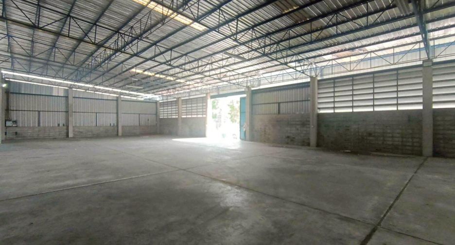 Lagerhaus zur Miete in Mueang Chon Buri, Chonburi