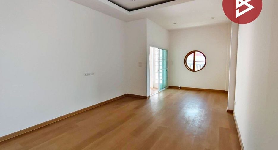 À vendre 3 chambres maison à Mueang Nakhon Pathom, Nakhon Pathom