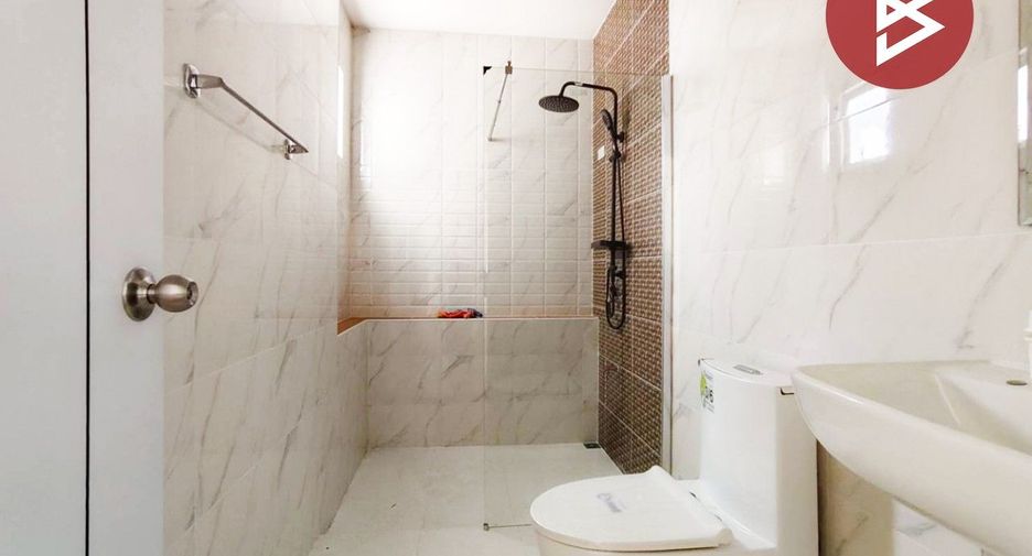 À vendre 3 chambres maison à Mueang Nakhon Pathom, Nakhon Pathom