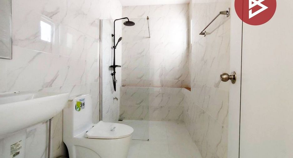 À vendre 3 chambres maison à Mueang Nakhon Pathom, Nakhon Pathom