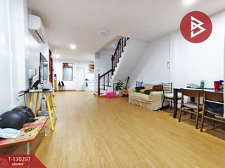 For sale 3 bedrooms townhouse in Mueang Nakhon Pathom, Nakhon Pathom