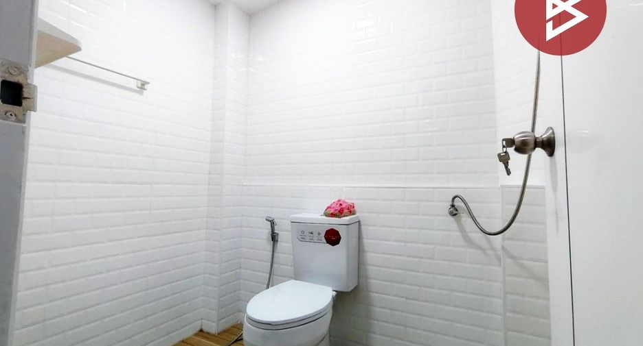 For sale 3 bedrooms townhouse in Mueang Nakhon Pathom, Nakhon Pathom