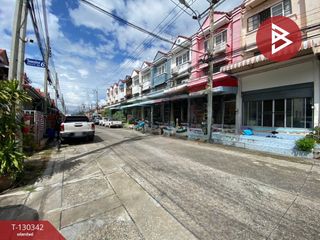 Casa adosada en venta de 2 habitaciones en Bang Sao Thong, Samut Prakan