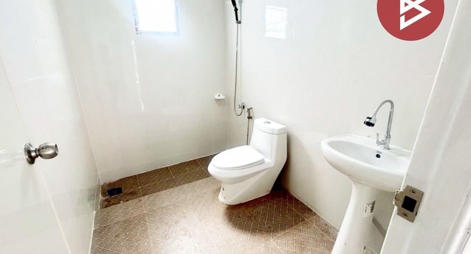 À vendre 3 chambres maison à Ban Chang, Rayong