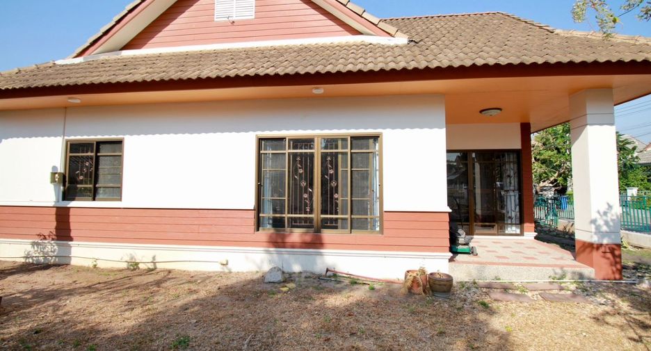 For sale 3 ベッドルーム house in Mueang Rayong, Rayong