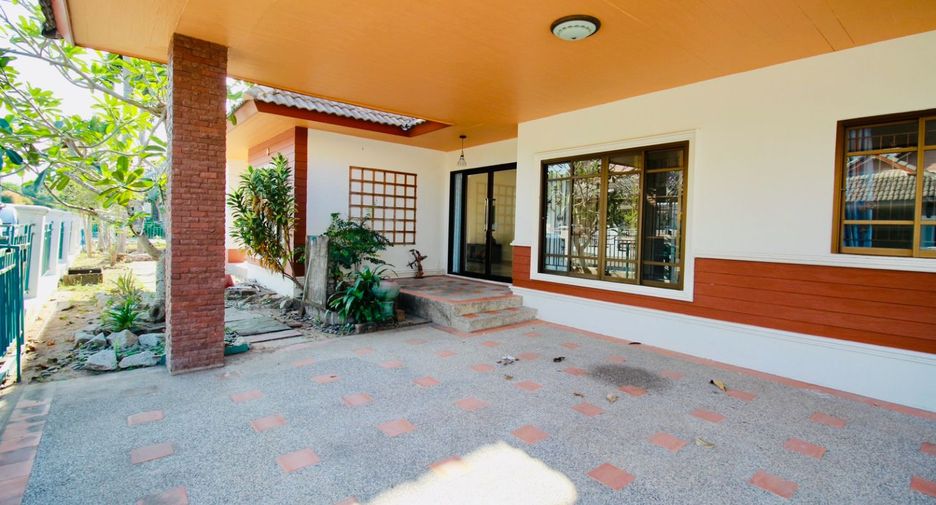 For sale 3 ベッドルーム house in Mueang Rayong, Rayong